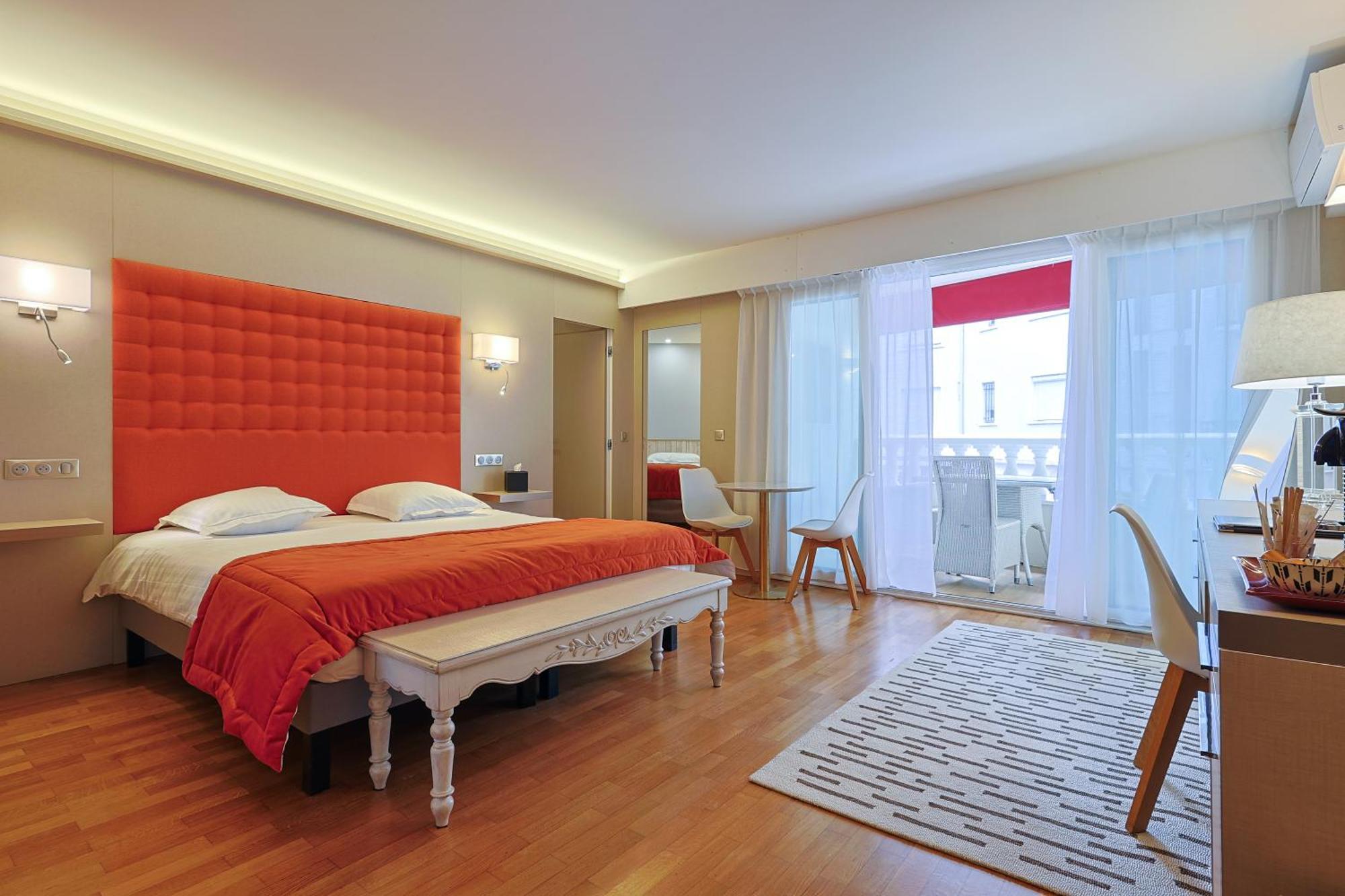 Hotel Le Fouquet'S Cannes Exterior photo